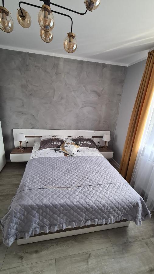 Appartamento Apartament Deluxe 3 Oświęcim Esterno foto