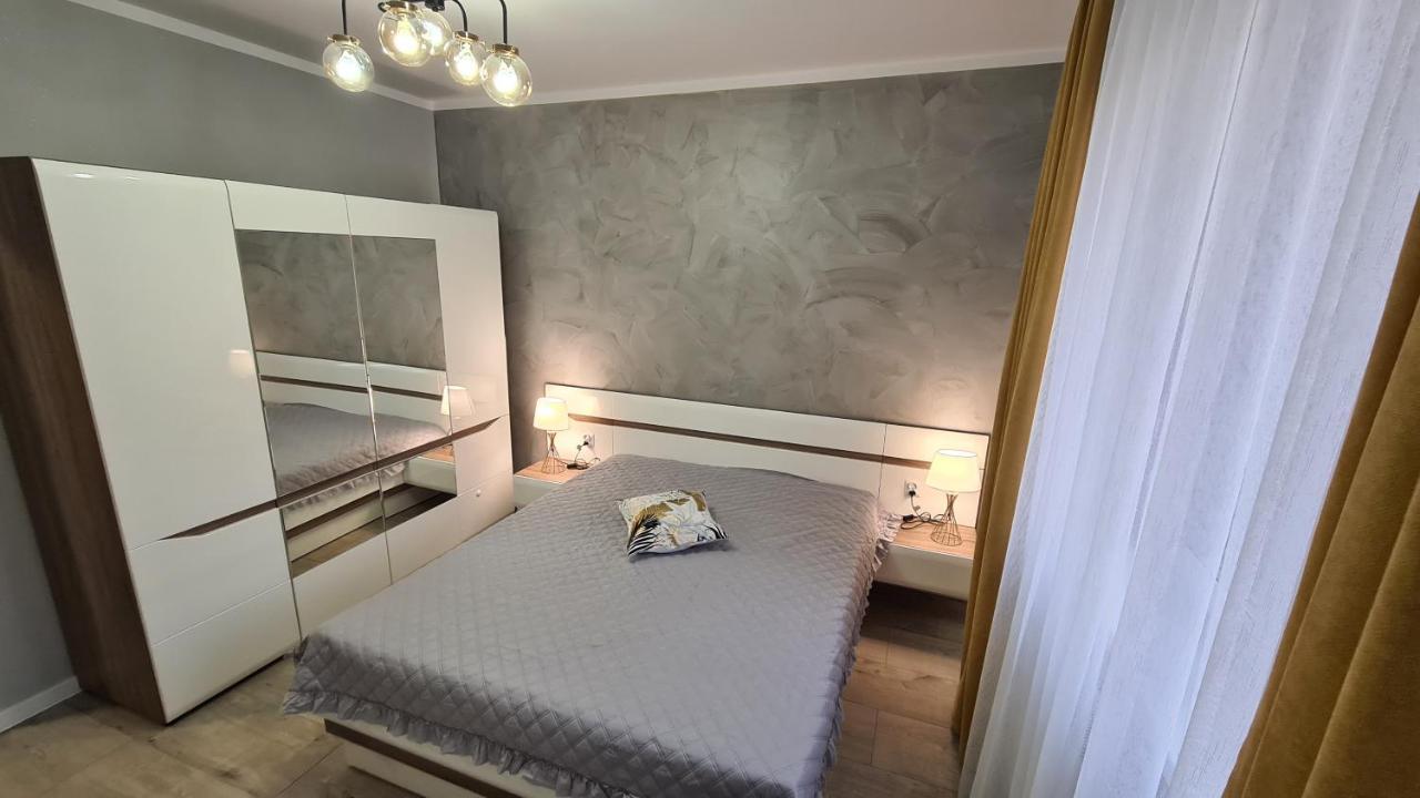 Appartamento Apartament Deluxe 3 Oświęcim Esterno foto