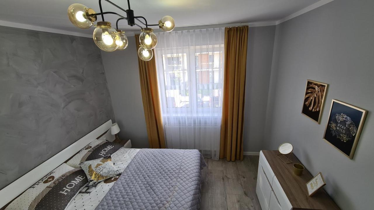 Appartamento Apartament Deluxe 3 Oświęcim Esterno foto