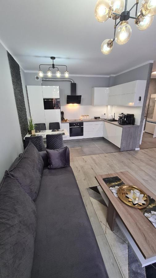 Appartamento Apartament Deluxe 3 Oświęcim Esterno foto